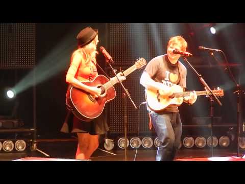 Ed Sheeran and surprise guest Taylor Swift "Everything Has Changed" at MSG 11/1- HQ