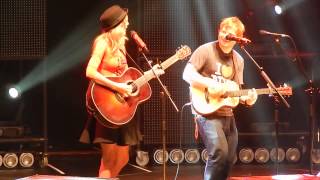 Ed Sheeran and surprise guest Taylor Swift &quot;Everything Has Changed&quot; at MSG 11/1- HQ