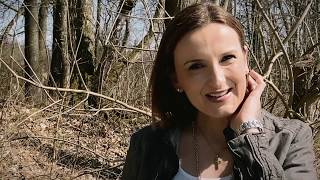Musik-Video-Miniaturansicht zu Du Und Ich Gehören Zusammen Songtext von Vivian Lindt