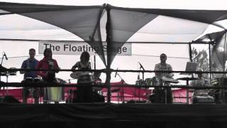 2011 Cav G Floating Stage Bloco Electro + Sally Anne + Marie
