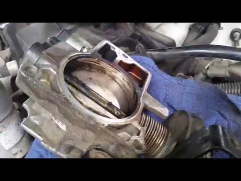 How to Remove and Clean Throttle Body - Chevy 4.3L Vortec V6 (S10, Blazer, Silverado)