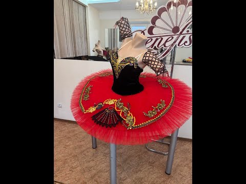 Soloist costume P 1301 - video 11