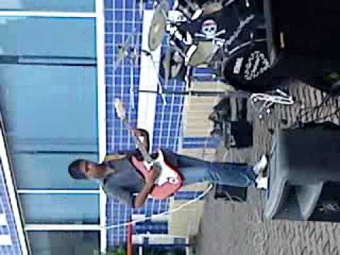 hay qe gritar te amo miguel a las 3 !!!