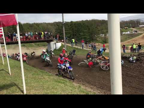 250 C class pileup at Pleasure Valley Raceway