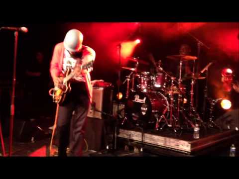 ChROCKnique Cody ChesnuTT