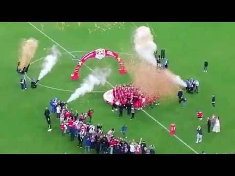 Награждение победителя кубка России по футболу 2019 (финал Локомотив - Урал 1:0)