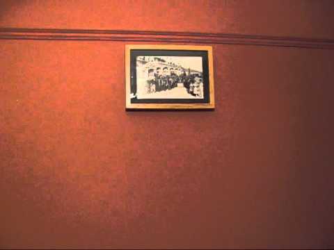 Falling Frame - magic trick