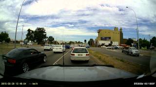 preview picture of video 'Crash on corner of welshpool road and leach hwy'