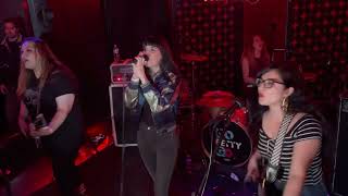 Go Betty Go - “Runaway”