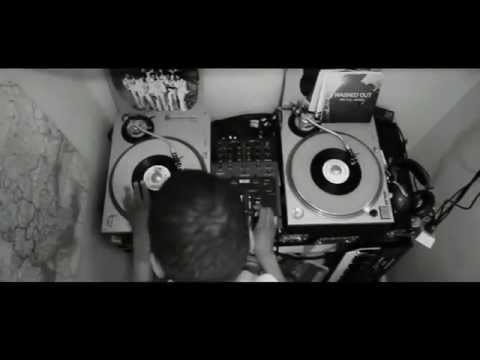 Nick Andre & E da Boss - Robot Practice