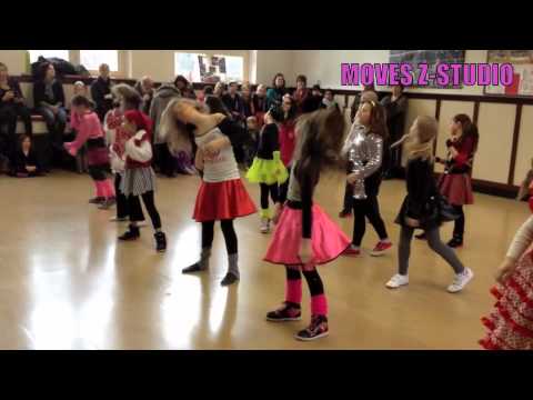 MOVES Z-STUDIO ZUMBATOMIC SHOWTIME 2012