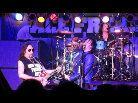 Ace Frehley - DEUCE ( Live Surf Ballroom, Clear Lake, Iowa 2015)