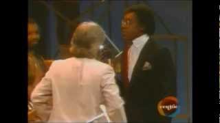 Michael McDonald - I Keep Forgettin' (Every Time You're Near) - Soul Train '82