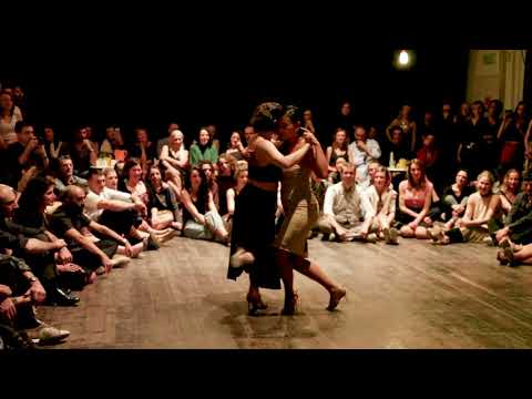 Corina Herrera e Inés Muzzopappa alla MilongaSì (Bologna)