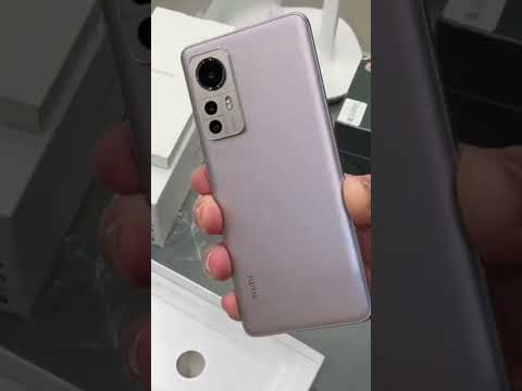 Xiaomi 12 and Xiaomi 12 Pro Unboxing - First looks