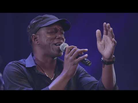 Tony Ávila y su Grupo - Sálvate de mí