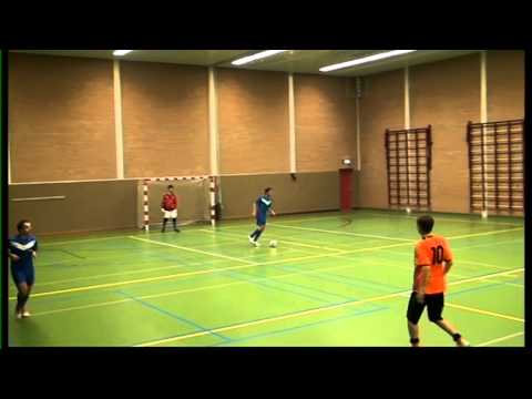 Sv Nieuwleusen 1 -  Excelsior'31 1 ( Zaalvoetbal )