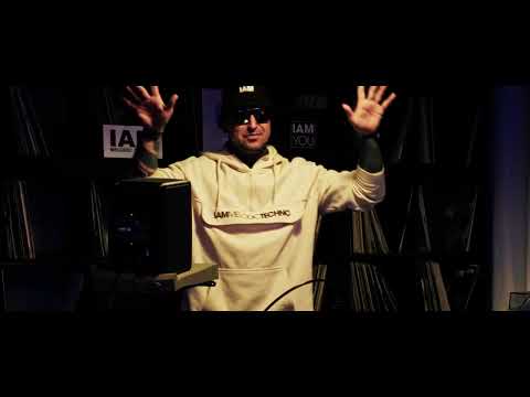 Alfred Heinrichs feat. Haexxa – Guards Down – ALFzzz – liveDJmix