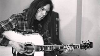 Neil Young &amp; Crazy Horse - Days That Used to Be