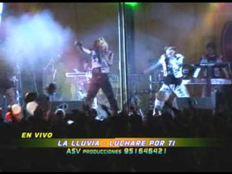 Carlos Sebastian y la Lluvia Internacional  - luchare por ti - en vivo