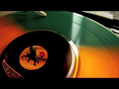 Soldi Soldi Soldi by B.U.M. feat Valeria UpBeat