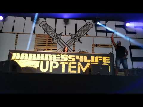 Lady dammage COREDOOM showcase at Decibel 2017