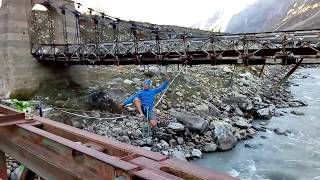 preview picture of video 'Word best slacklining kish on row between two bridge'