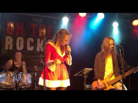 NETTA DAHLBERG Run for Cover - I Don't Believe In Love (Live)