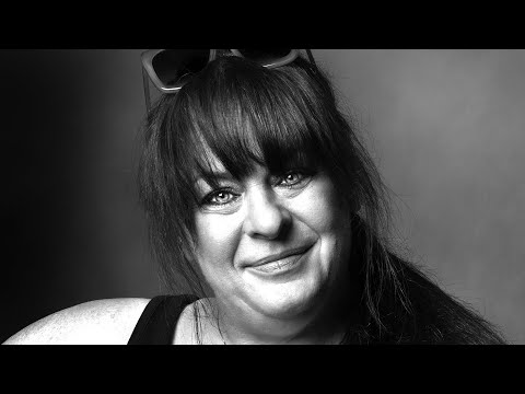 Underage and Backstage:The Life of a Groupie-Alycen Rowse