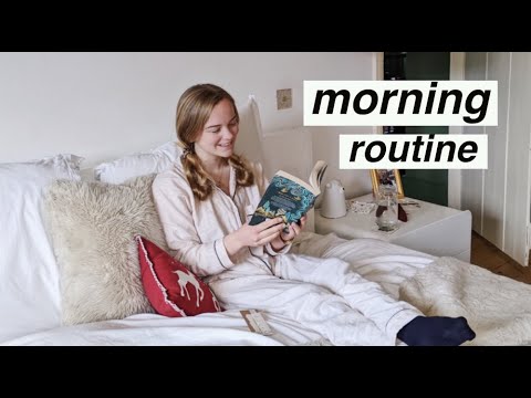 productive winter morning routine || university at home (cottagecore/academia)