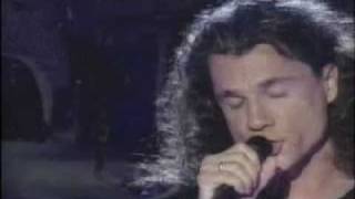 Bruno Pelletier - Le Temps des cathedrales (2000 World Live)