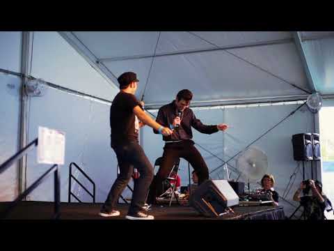 Taylor Rodriguez and Jacob Roman singing 'Polk Salad Annie'