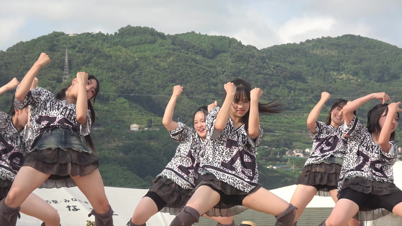 女子高生ダンス部 ”可愛い”は卒業 かっこよすぎるJKダンサーたちの共演　[4K]