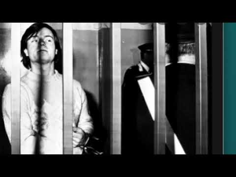 28/6/2018 Mambro, FINTA terrorista con faccia provata, erano pugni in testa e anche qualche scarpata