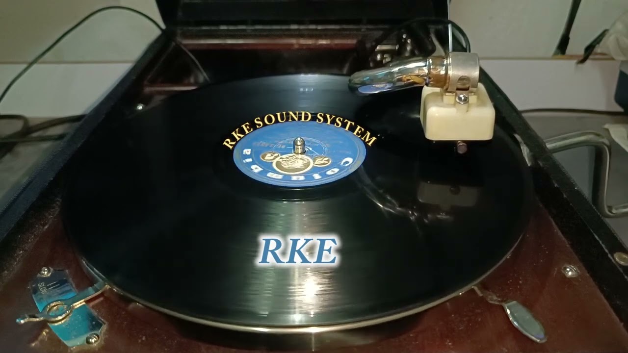 Aasai Konden Song Lyrics | Aada Vantha Deivam | T. R. Mahalingam