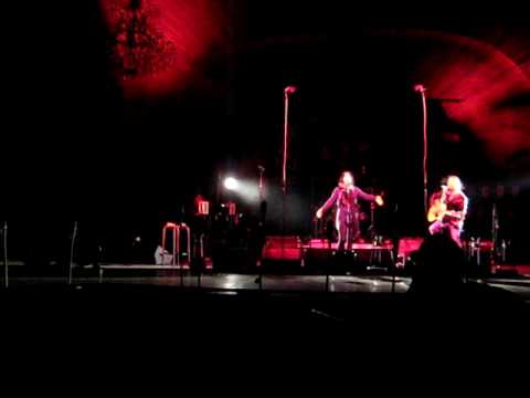 Anna Maria Espinosa - A little moonlight