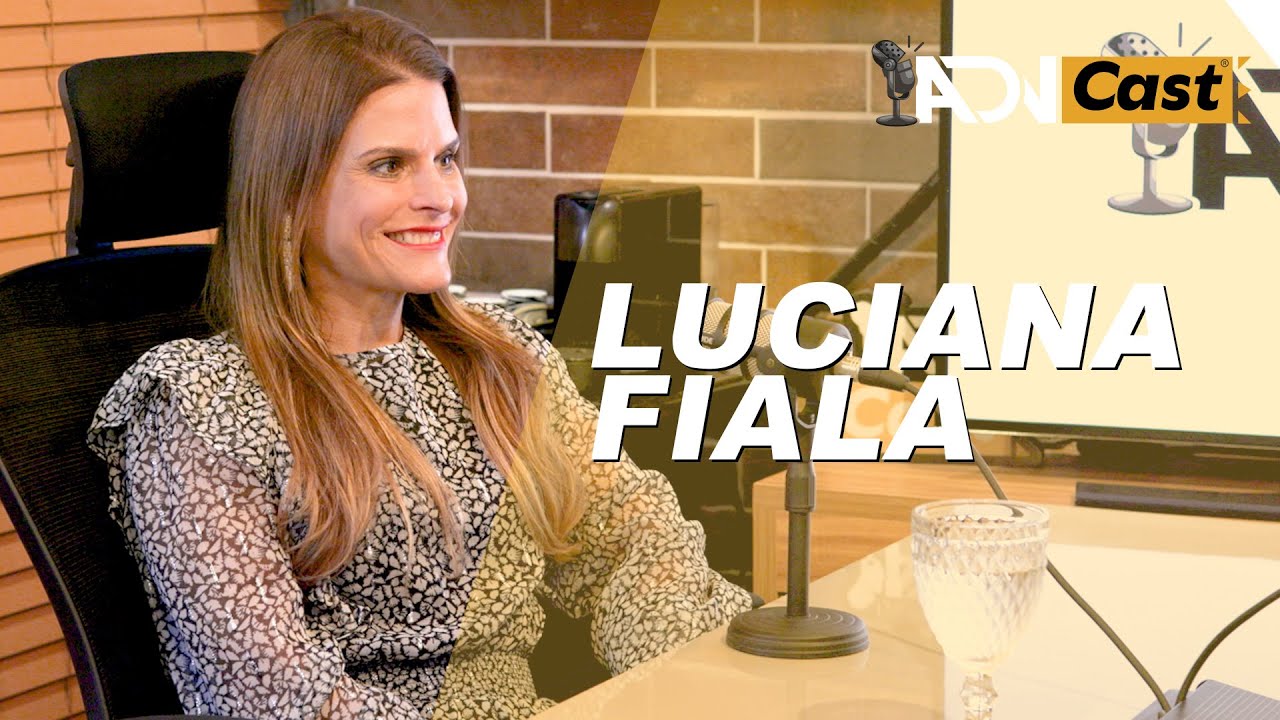 ADV CAST - Luciana Fiala