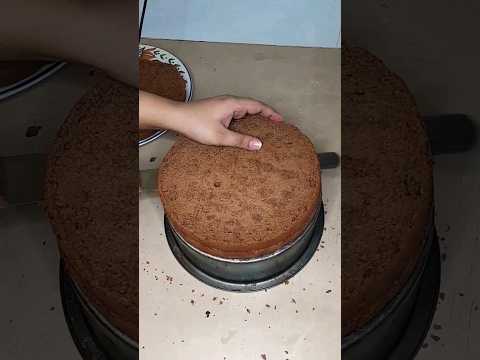 How to make chocolate sponge #youtubeshorts #cake