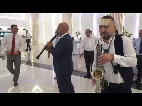 Vallja me motive të Karadakut „Ibrahim Hoxha“ - „Memetka“, „Vallja e dytë“, „Dimka“…