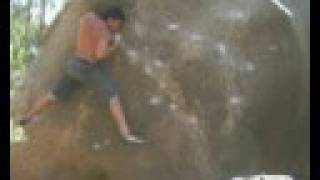 preview picture of video 'Bouldering Sintra(albarrasintra e peninha)'