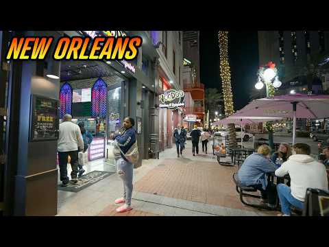 New Orleans Walking Tour at night