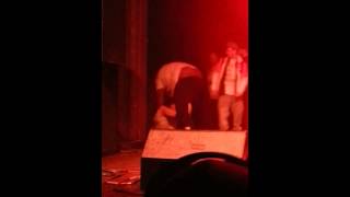 Chevy Wood&#39;s crew pulls kid from crowd in San Fran