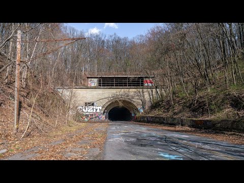 Exploring the Apocalyptic ABANDONED Pennsylvania Turnpike - 13 Miles of Decay