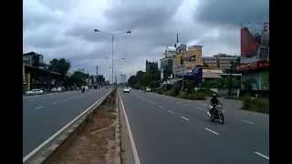 preview picture of video 'DRAG RACE COCHIN, VYTTILA AT NH 47'