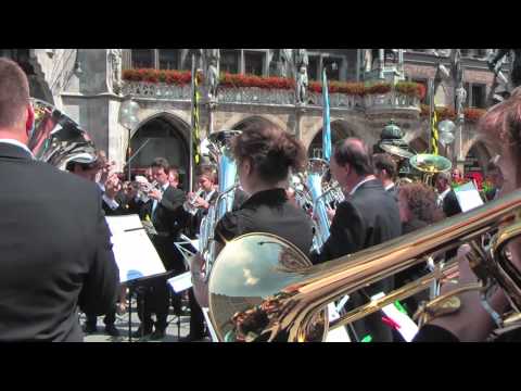 Brass Band München - Pferdewallfahrt Bayernhymne Marienplatz