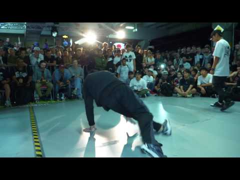 Outbreak Europe 2017 | 1vs1 Undisputed Top 32 | Andre vs Shigekix