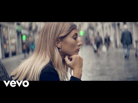 A Tempo Su Di Noi Music Video by Gionathan