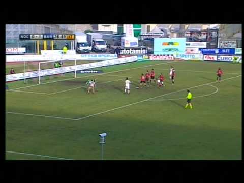 Nocerina 1-1 Bari 4-2-2012 Highlights & Goals HD