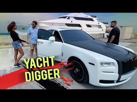 CHEATER GOLD DIGGER CAUGHT BY BOYFRIEND 😱💥 SHES CRAZY!
