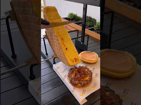 Our 1 & only globally famous, VIRAL Raclette Buger🍔🧀 | How to make Burger at home | @Masterchefofficials